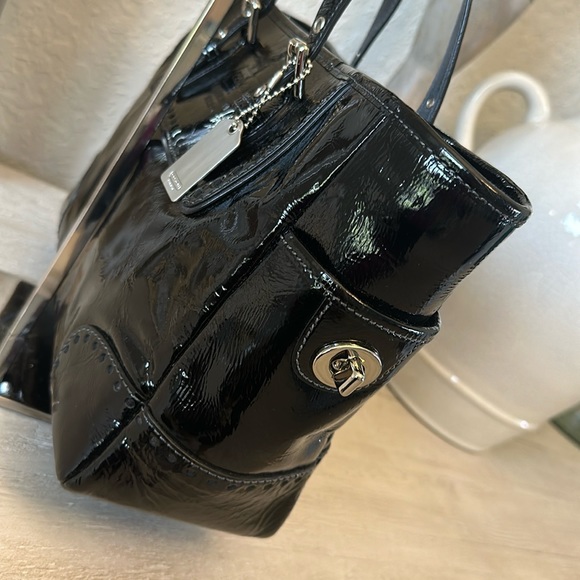 Coach Black Patent Double handle Satchel bag Style 1432 - Picture 5 of 10